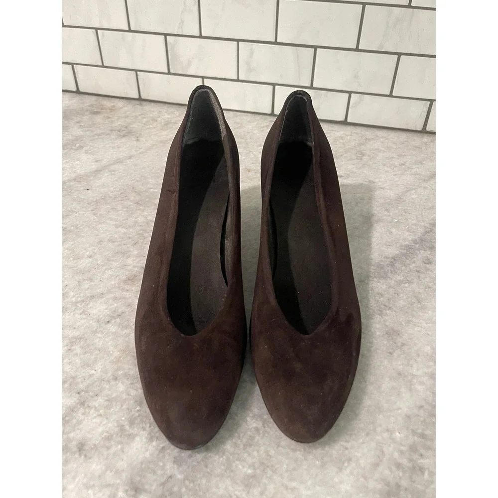 Stuart Weitzman Wedge Pump Womens 8 Narrow Brown Classic Suede Mid Heel